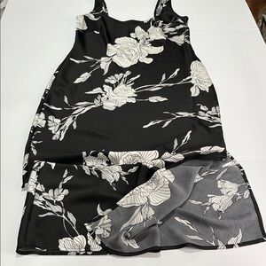 A NEW DAY Feminine Form Fitting Black / Cream Floral Print 51” Long Maxi Dress